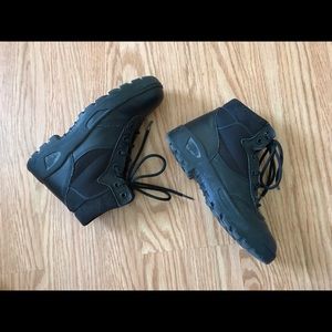 Patrol boots size 9